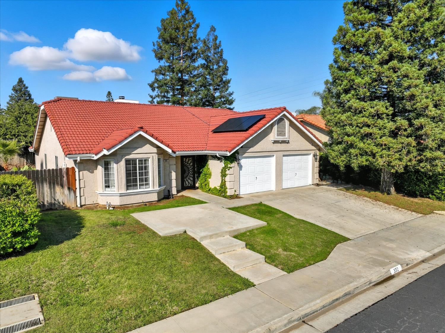 332 Magnolia Ave