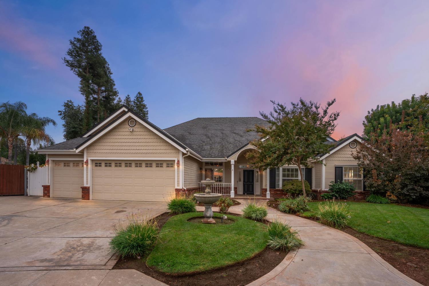 602 Fallbrook Ave